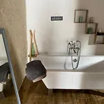 La Maison Du Commandeur Konukevi 3*