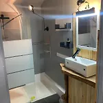 La Maison Du Commandeur Konukevi 3*