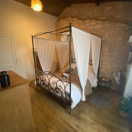 La Maison Du Commandeur 3* Maine-de-Boixe