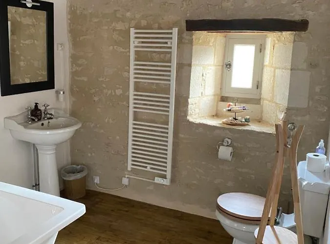 La Maison Du Commandeur Maine-de-Boixe